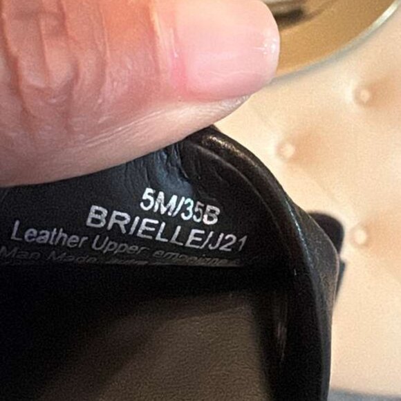 Karl Lagerfeld Paris Black Leather Chain Slide Sandal Size 35 - Picture 7 of 8